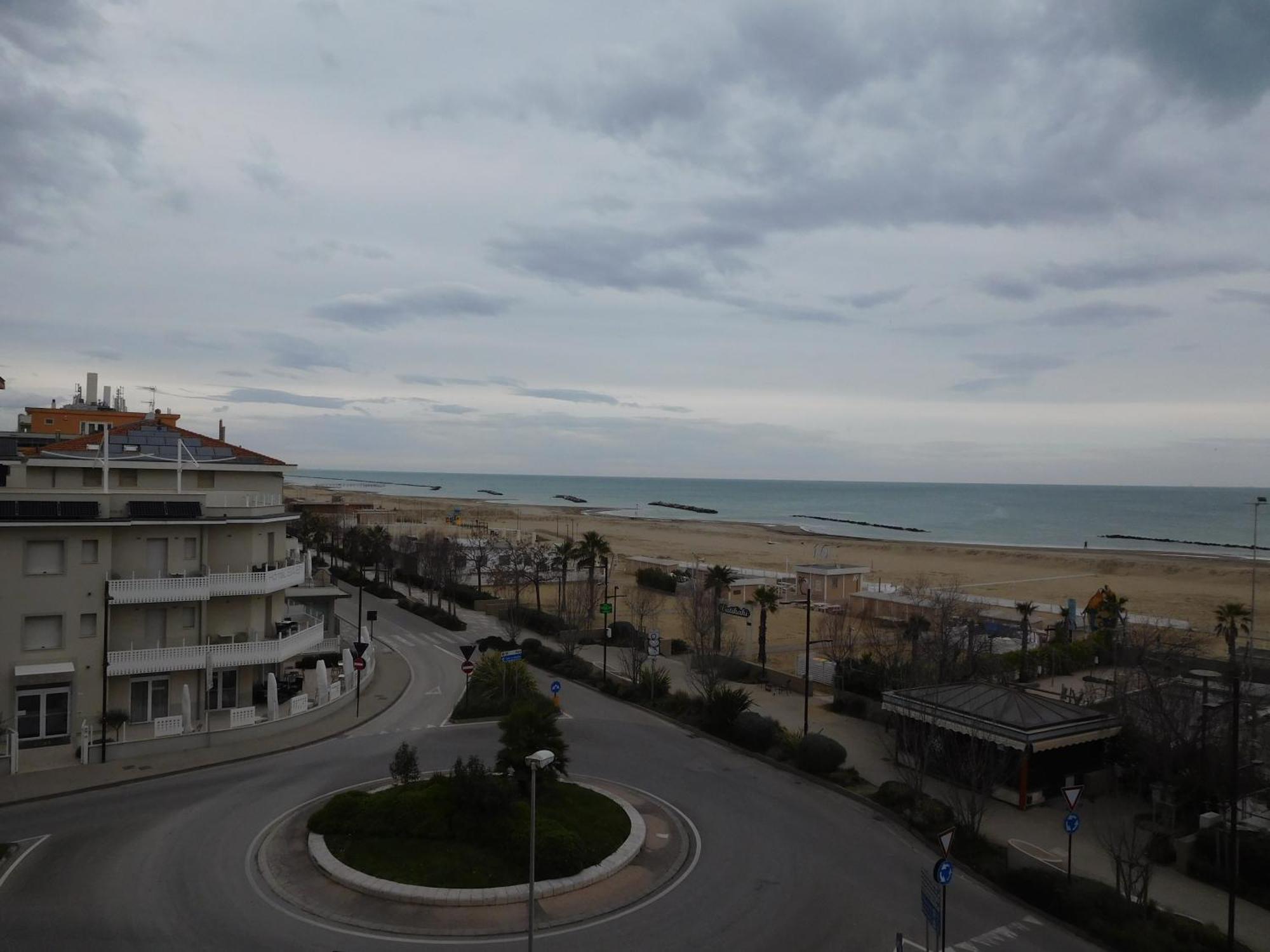 Gabbiano Apartments Rimini Luaran gambar