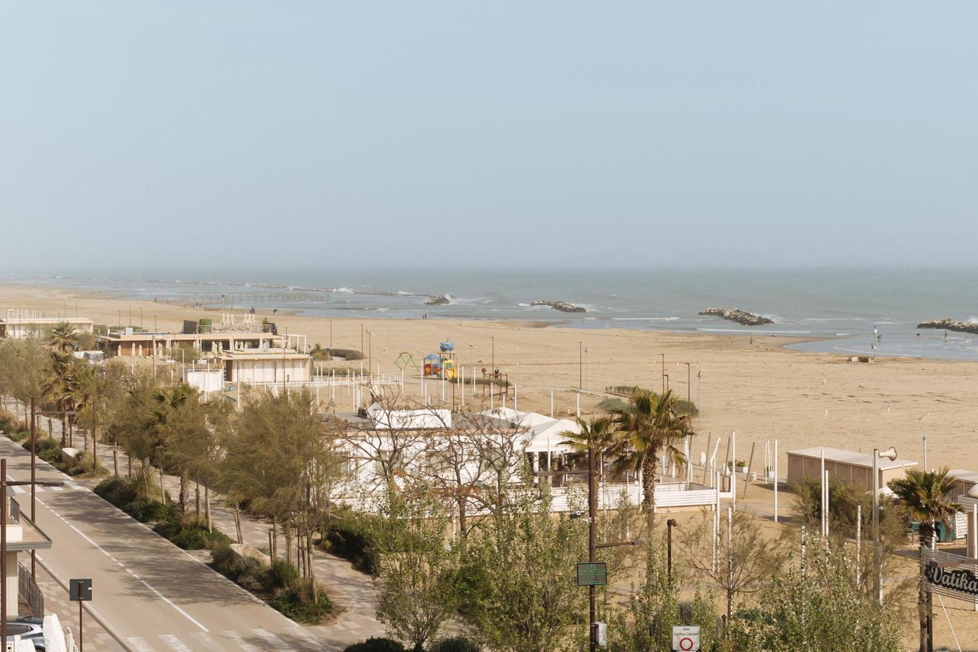Gabbiano Apartments Rimini Luaran gambar