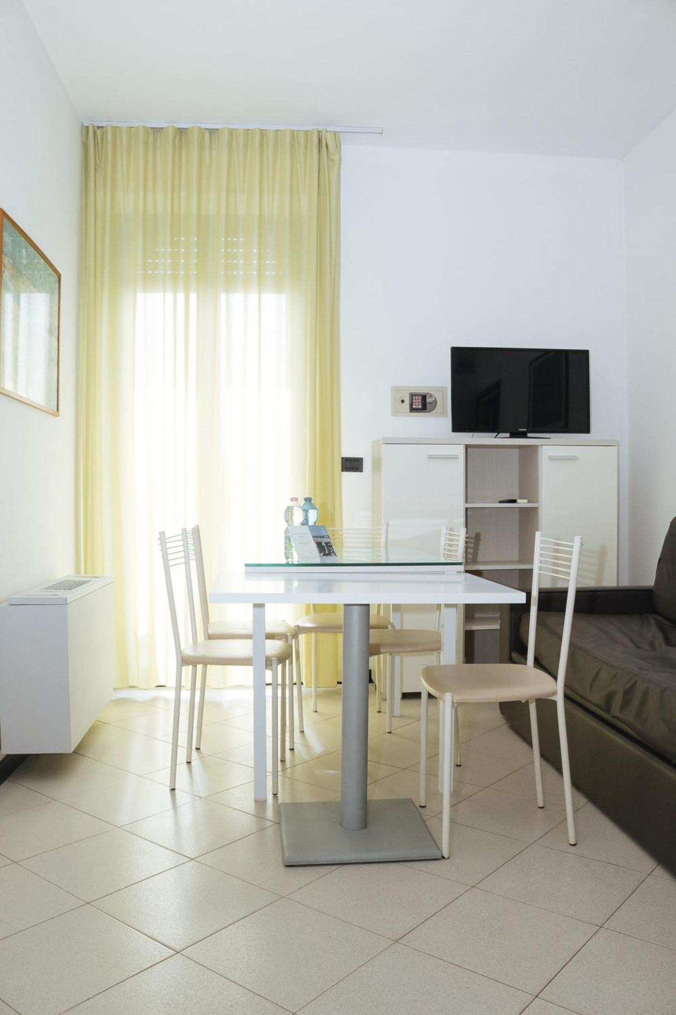 Gabbiano Apartments Rimini Luaran gambar