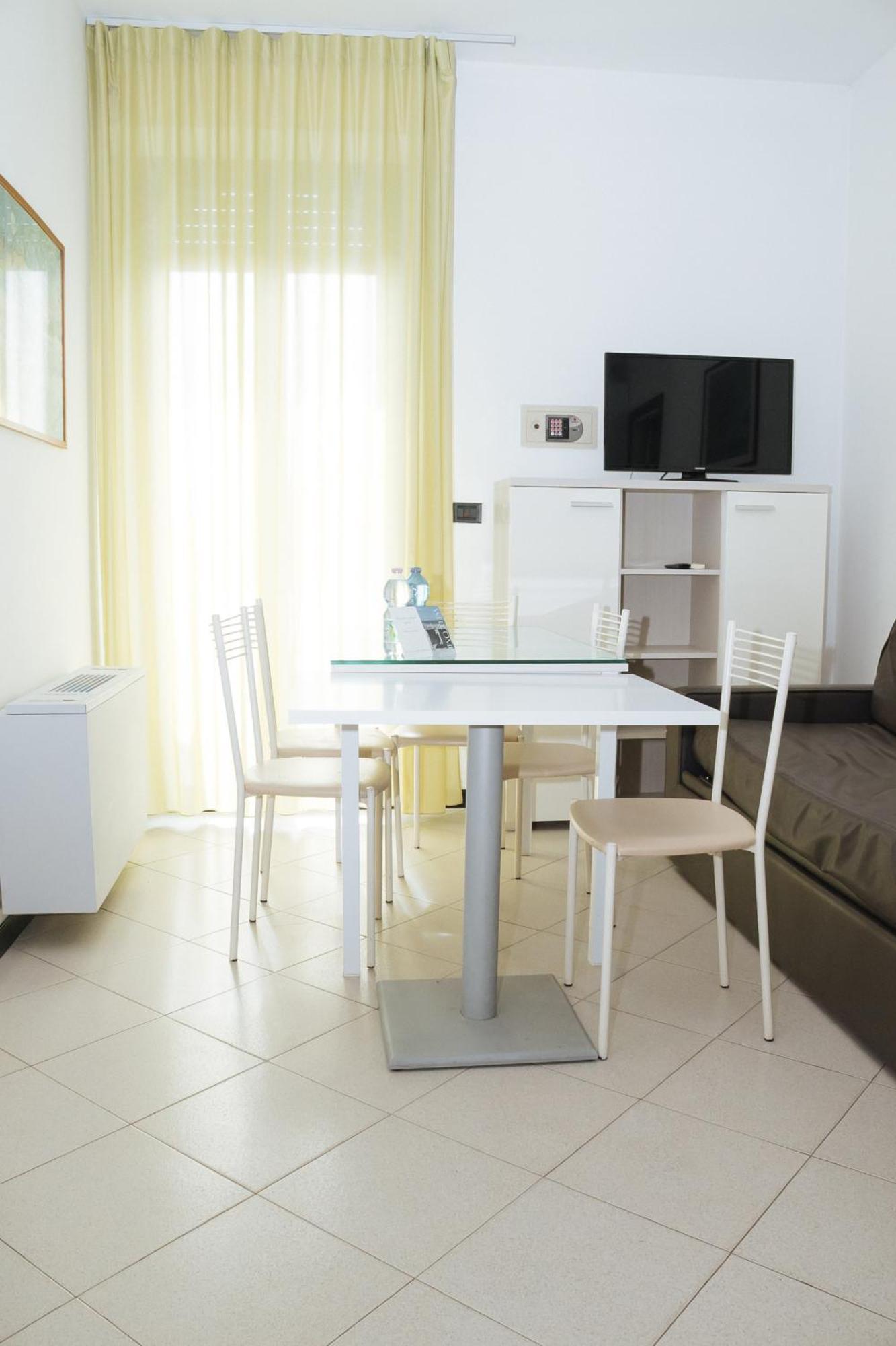 Gabbiano Apartments Rimini Luaran gambar